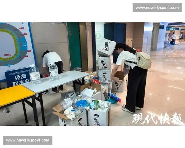 苏超赛场 “人走场净” 成常态 保洁阿姨笑称 “失业”